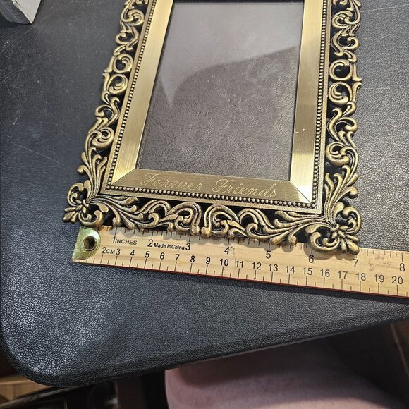 Brass "Forever Friends" Tabletop Photo Frame Ornate Scroll Border Heavy - Picture 7 of 11